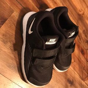 Toddler Nike Air Max Advantage 2